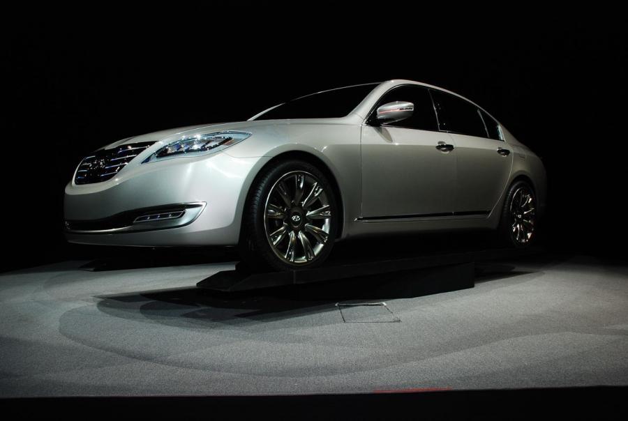  Hyundai Genesis Concept 2007 года  (фото 22 из 60)